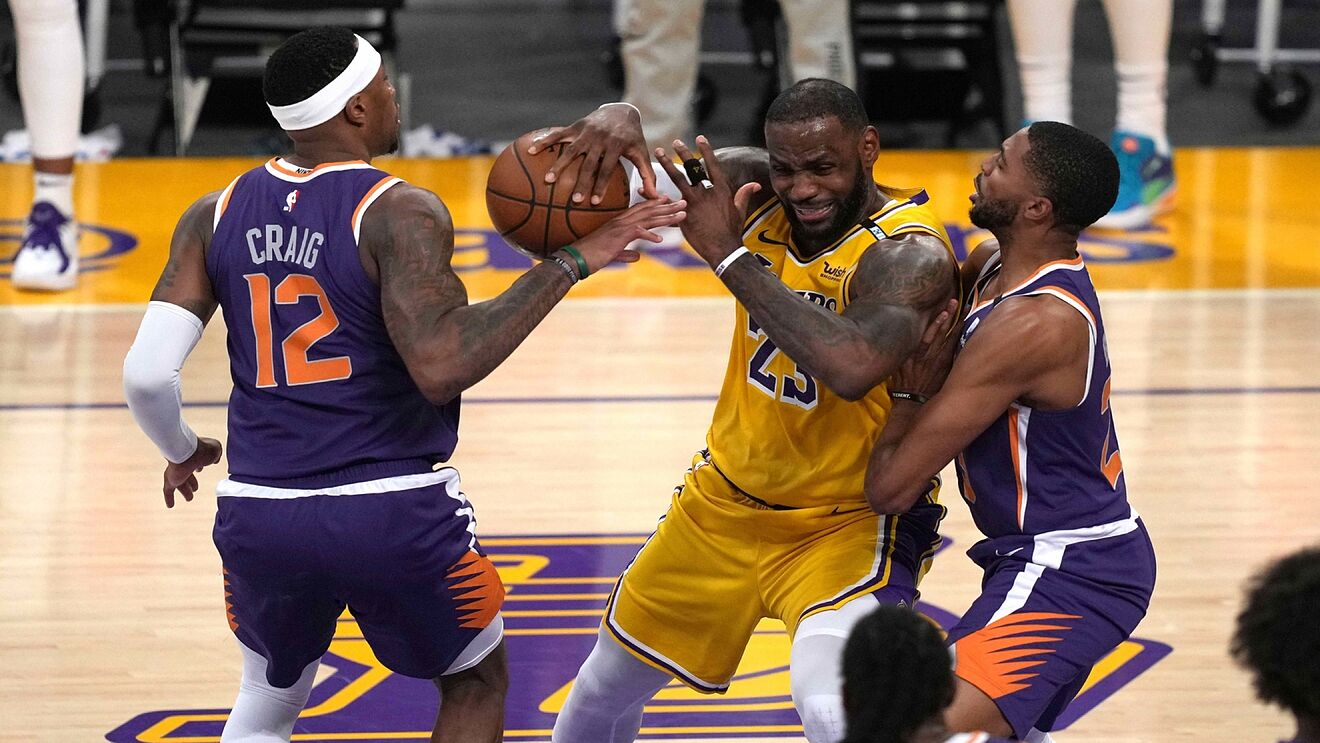 Phoenix Suns vs Los Angeles Lakers prediction